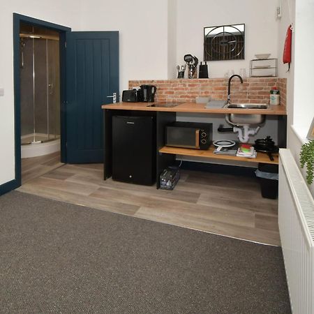 Stay At Shobnall Road Rooms And Studios Burton Εξωτερικό φωτογραφία