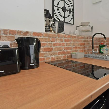 Stay At Shobnall Road Rooms And Studios Burton Εξωτερικό φωτογραφία