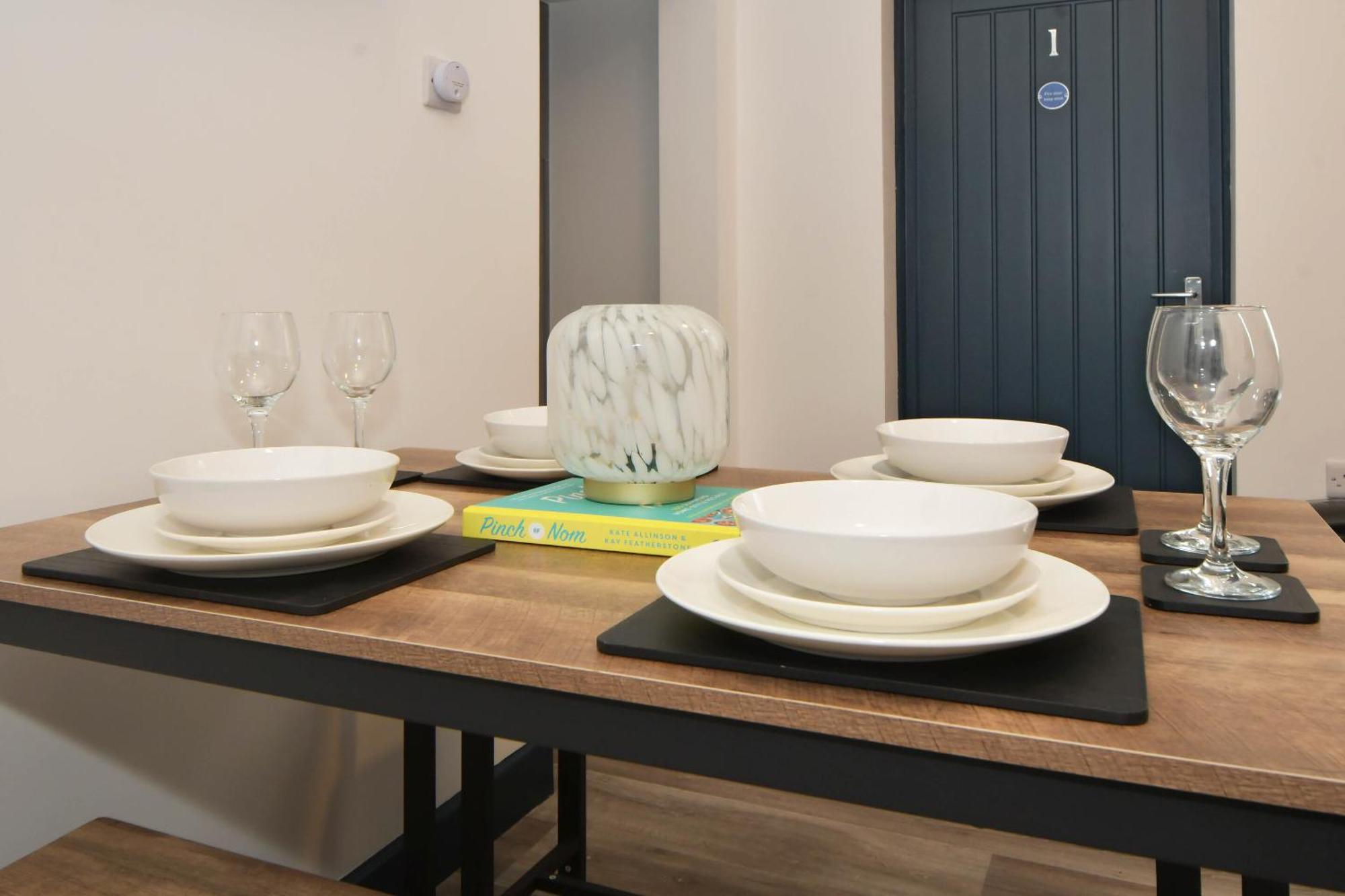 Stay At Shobnall Road Rooms And Studios Burton Εξωτερικό φωτογραφία