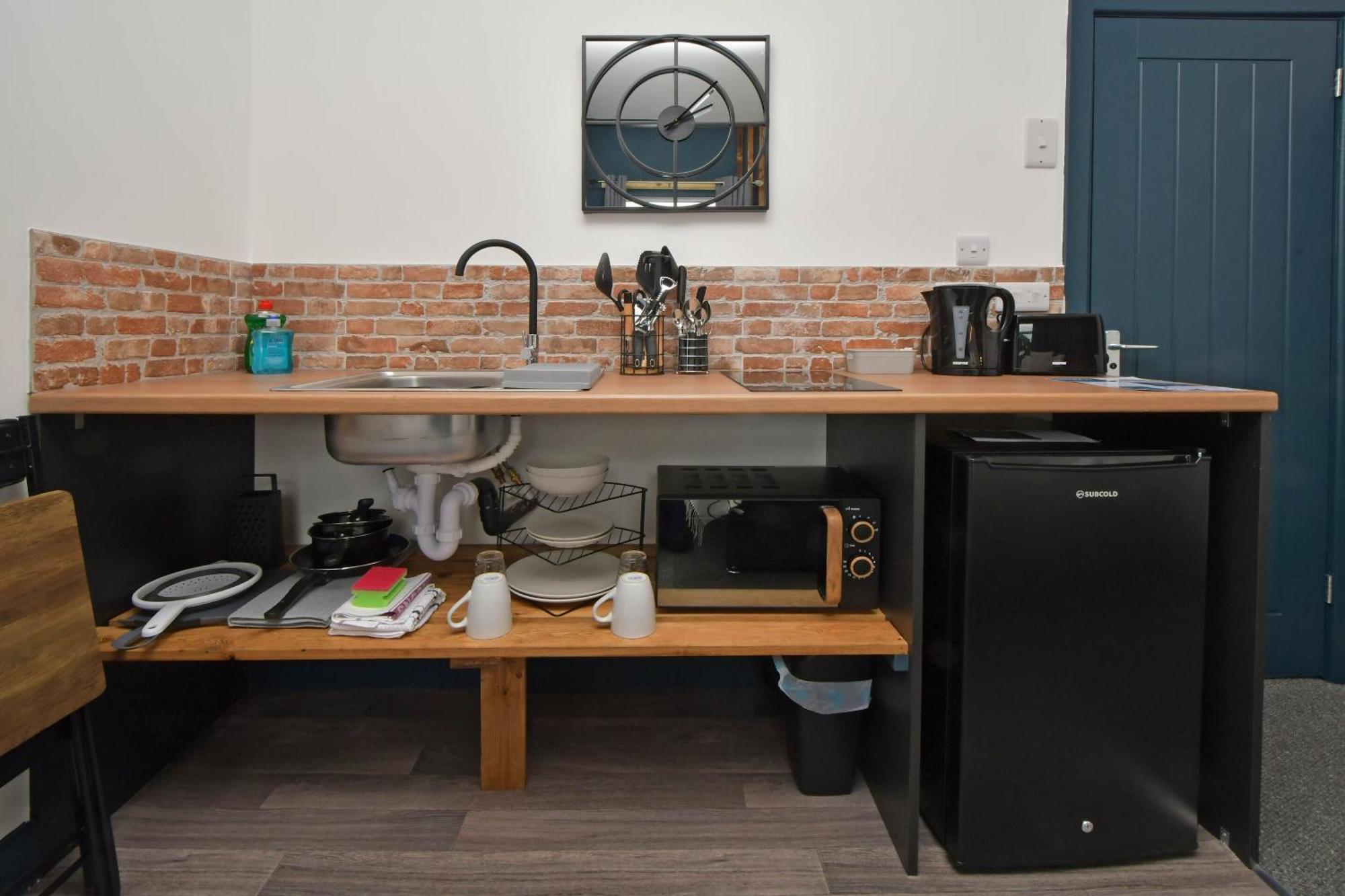 Stay At Shobnall Road Rooms And Studios Burton Εξωτερικό φωτογραφία